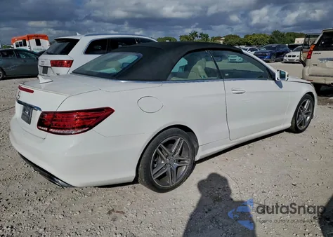 2017 Mercedes-Benz E 400 z USA, uszkodzony, nr VIN WDDKK6FF1HF360894